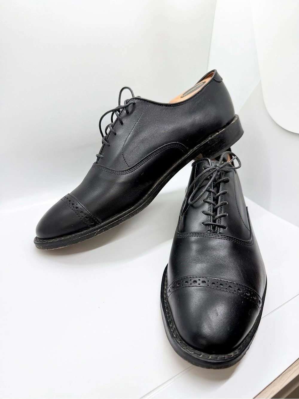 Allen Edmonds Fifth Avenue Cap-Toe Oxfords 9.5 D Black